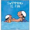 Swimming Is Fun door Kathleen Amant