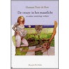De vrouw in het maanlicht by H.P. de Boer