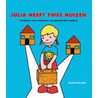 Julia heeft twee huizen
