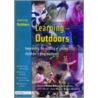 Learning Outdoors door Karen I. James