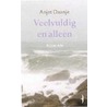 Veelvuldig en alleen door Anjet Daanje