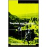 Tourists and Tourism door Simone Abram
