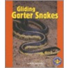 Gliding Garter Snakes door Buffy Silverman