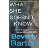 What She Doesn't Know door Beverly Barton