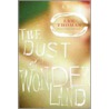 The Dust Of Wonderland door Thomas Lee