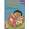 Max Goes To The Library door Adria F. Klein