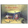 En daar onder...