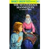 The Mysterious Mannequin door Carolyn Keane