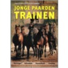 Jonge paarden trainen door I. Andersson