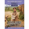 Little House in Brookfield door Maria D. Wilkes