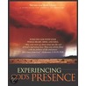 Experiencing God's Presence door Warren Myers
