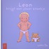Leon krijgt een stoer broekje