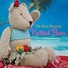 The Best-Dressed Knitted Bear door Emma King