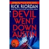 The Devil Went Down to Austin door Rick Riordan