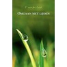 Omgaan met lijden door C. van der Leest