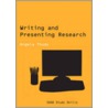 Writing And Presenting Research door Angela Thody