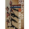 Helden van de 42 kilometer door Cors van den Brink