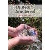De steen in de waterval door P. Klerks
