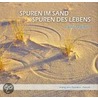 Spuren im Sand ...Spuren des Lebens door Georg Quedens