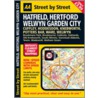Hatfield, Hertford, Welwyn Garden City door Aa Publishing