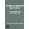 Economics And Contemporary Land-Use Policy door Onbekend