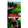Wandelen in Utrechtse landschap by Kees de Heer