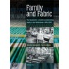Family and Fabric door Paul Denekamp