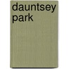 Dauntsey Park door Nicola Cornick