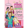 Girls in Charge door Debra Moffitt