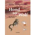 Hond bijt wolf