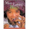 Man Eating Bugs: The Art And Science Of Eating Insects door Peter Menzel