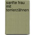 Sanfte Frau mit Terrierzähnen