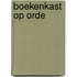 Boekenkast op orde
