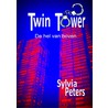 Twin Tower door Sylvia Peters