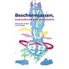 Beschermjassen, transculturele hulp aan families by Kitlyn Tjin A. Djie