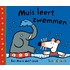 Muis leert zwemmen
