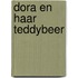 Dora en haar teddybeer
