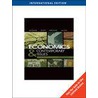 Economics And Contemporary Issues door Ronald Moomaw