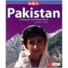 Pakistan: A Question And Answer Book door Gillia Olson