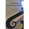 De vrouw met de sleutel by Vonne van der Meer