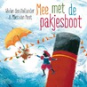 Mee met de pakjesboot door Vivian den Hollander