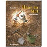 Haas en Mol by Hans de Beer