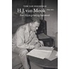 H.J. van Mook 1894-1965 door Tom van den Berge