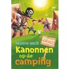 Kanonnen op de camping door Reggie Naus
