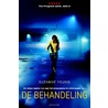 De behandeling door Suzanne Young