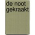 De noot gekraakt