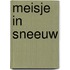 Meisje in sneeuw