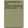 Jonge Leeuwinnen - Het meidenvoetbalteam (bind-up deel 1 + 2) door Tiny Fisscher