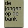 De jongen op de bank door Corinne Averiss