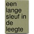 Een lange sleuf in de leegte